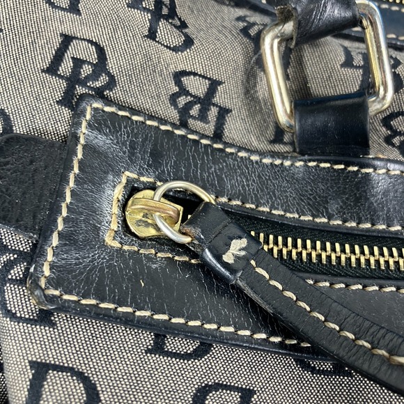 Dooney & Bourke black and grey duffle bag with 2 pockets Zippered Compartment - Picture 5 of 10